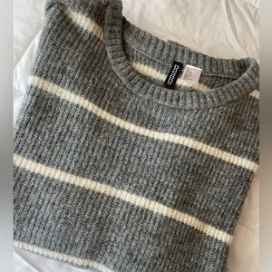 H&M sweater
